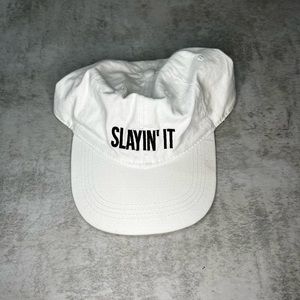 White “Slayin’ it” hat